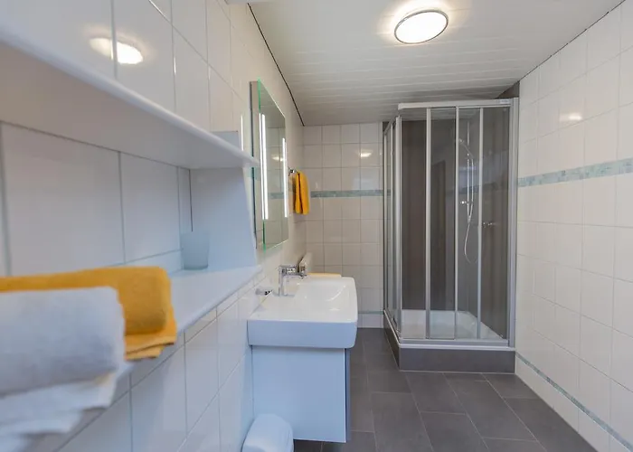 招待所 尼格拉膳食公寓 4*