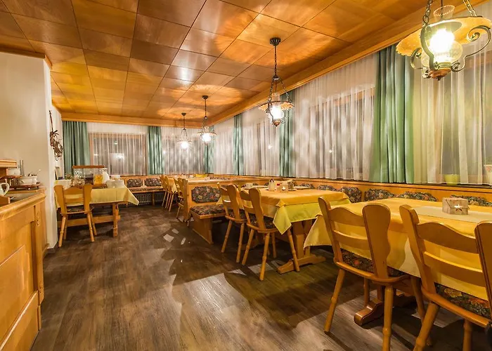 尼格拉膳食公寓 招待所 施图拜河谷新施蒂夫特